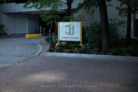 Photo 0 at 2018 - 33 Harbour Square, Waterfront Communities C1, Toronto