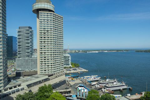 Photo 26 at 2018 - 33 Harbour Square, Waterfront Communities C1, Toronto