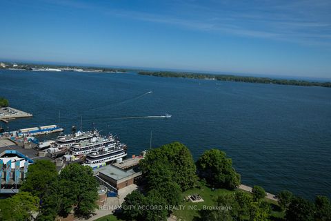 Photo 28 at 2018 - 33 Harbour Square, Waterfront Communities C1, Toronto