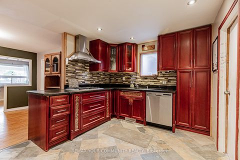 Photo 16 at 48 CAYUGA Avenue, Smythe, Toronto