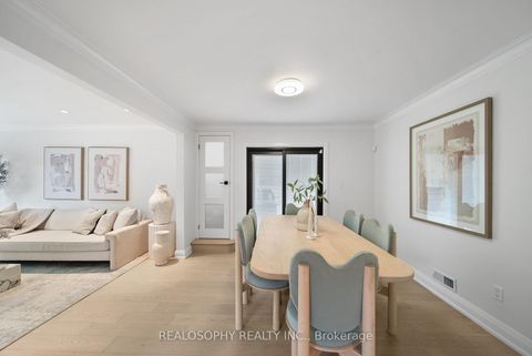 Photo 5 at 69 Squires Avenue, Parkview, Toronto