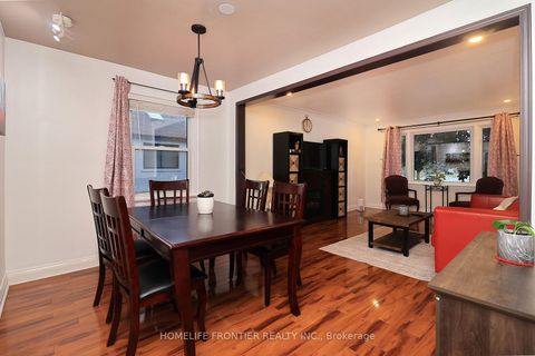 Photo 3 at 32 Coules Court, Alderwood, Toronto