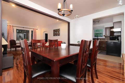 Photo 4 at 32 Coules Court, Alderwood, Toronto
