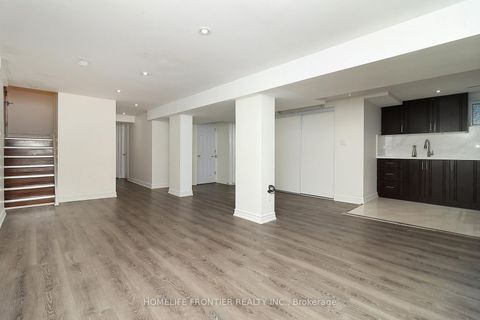 Photo 14 at 32 Coules Court, Alderwood, Toronto
