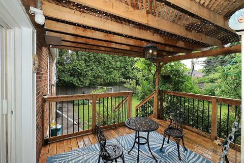 Photo 20 at 32 Coules Court, Alderwood, Toronto