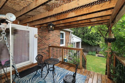 Photo 21 at 32 Coules Court, Alderwood, Toronto