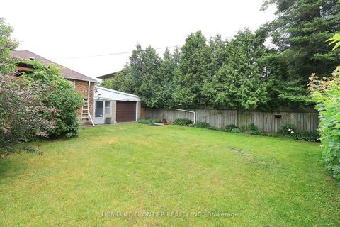 Photo 23 at 32 Coules Court, Alderwood, Toronto