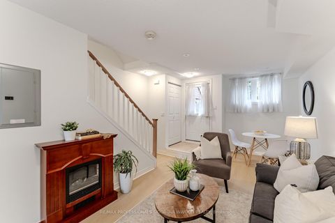 Photo 5 at 117 - 870 Jane Street, Smythe, Toronto