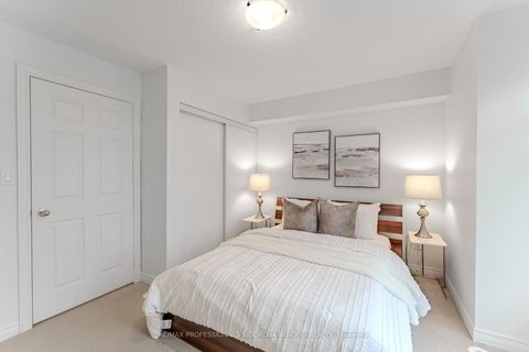 Photo 11 at 117 - 870 Jane Street, Smythe, Toronto