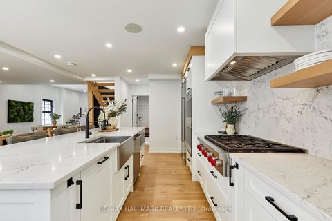 Photo 18 at 49 Sumach Street, Moss Park, Toronto