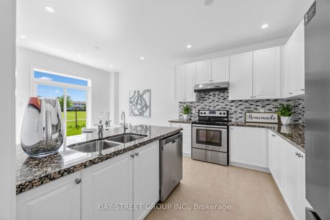 Photo 13 at 20 Alvin Curling Crescent, Milliken, Toronto
