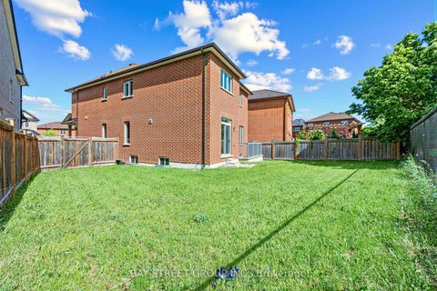 Photo 36 at 20 Alvin Curling Crescent, Milliken, Toronto