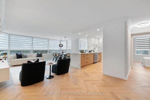 Photo 5 at 304 - 7 Townsgate Drive, Yorkhill, Vaughan