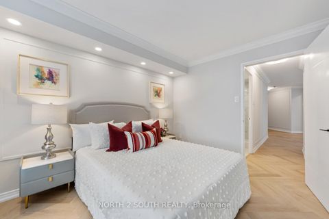 Photo 40 at 304 - 7 Townsgate Drive, Yorkhill, Vaughan