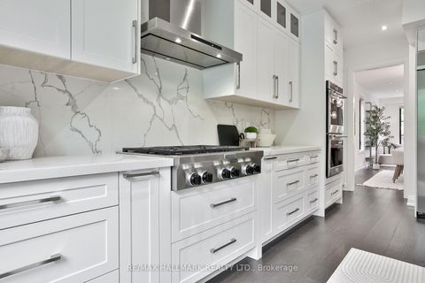 Photo 11 at 41 Invermay Avenue, Clanton Park, Toronto