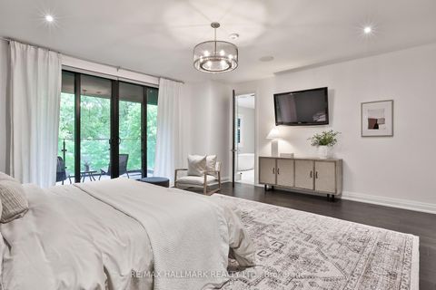 Photo 23 at 41 Invermay Avenue, Clanton Park, Toronto