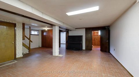Photo 11 at 63 Coral Gable Drive, Humbermede, Toronto