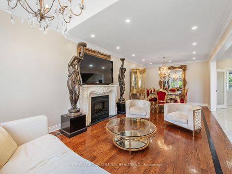 Photo 8 at 18 Thatcher Avenue, Cliffcrest, Toronto