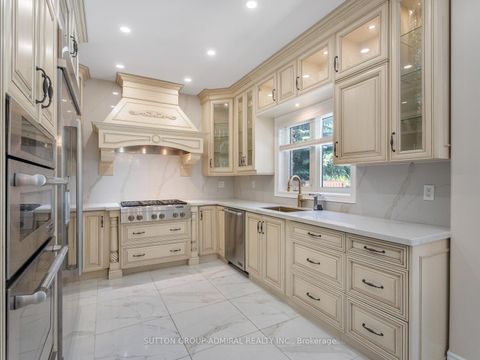 Photo 11 at 18 Thatcher Avenue, Cliffcrest, Toronto