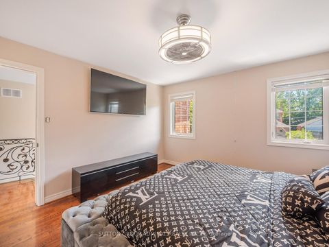 Photo 23 at 18 Thatcher Avenue, Cliffcrest, Toronto