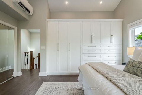 Photo 18 at 137 Springdale Boulevard, East York, Toronto
