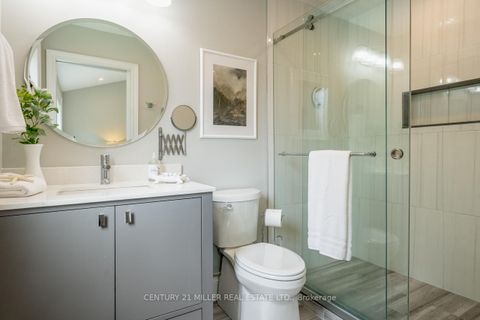 Photo 20 at 137 Springdale Boulevard, East York, Toronto
