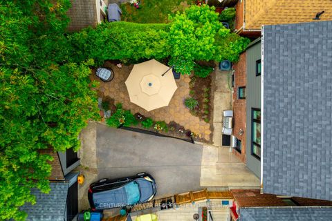 Photo 32 at 137 Springdale Boulevard, East York, Toronto