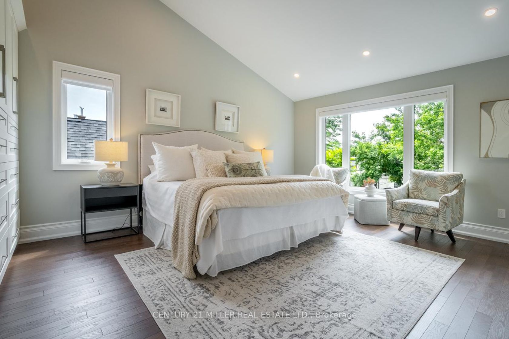137 Springdale Boulevard, East York, Toronto 