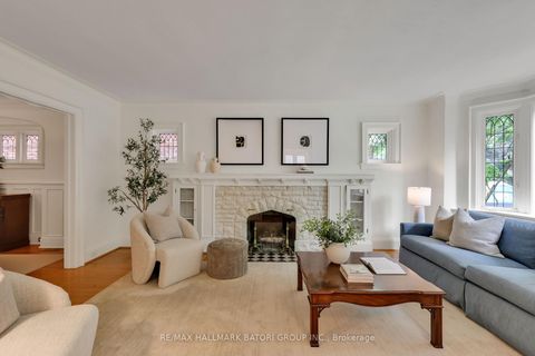 Photo 2 at 152 Hillhurst Boulevard, Lawrence Park South, Toronto
