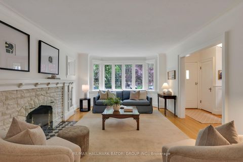 Photo 3 at 152 Hillhurst Boulevard, Lawrence Park South, Toronto