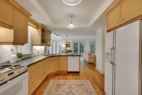 Photo 15 at 152 Hillhurst Boulevard, Lawrence Park South, Toronto