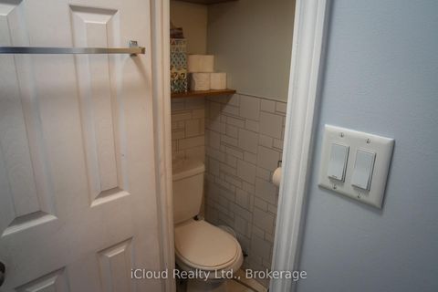 Photo 9 at 16 - 50 Coleman Avenue, Danforth, Toronto