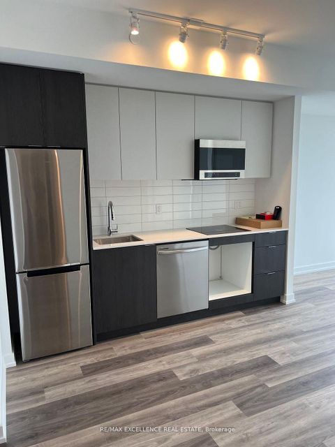 Photo 5 at 608 - 6 Chartwell Road, Queensway, Toronto