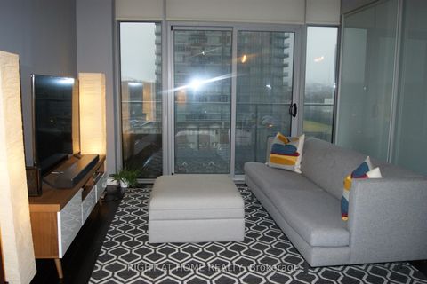 Photo 2 at 715 - 103 The Queensway, Swansea, Toronto