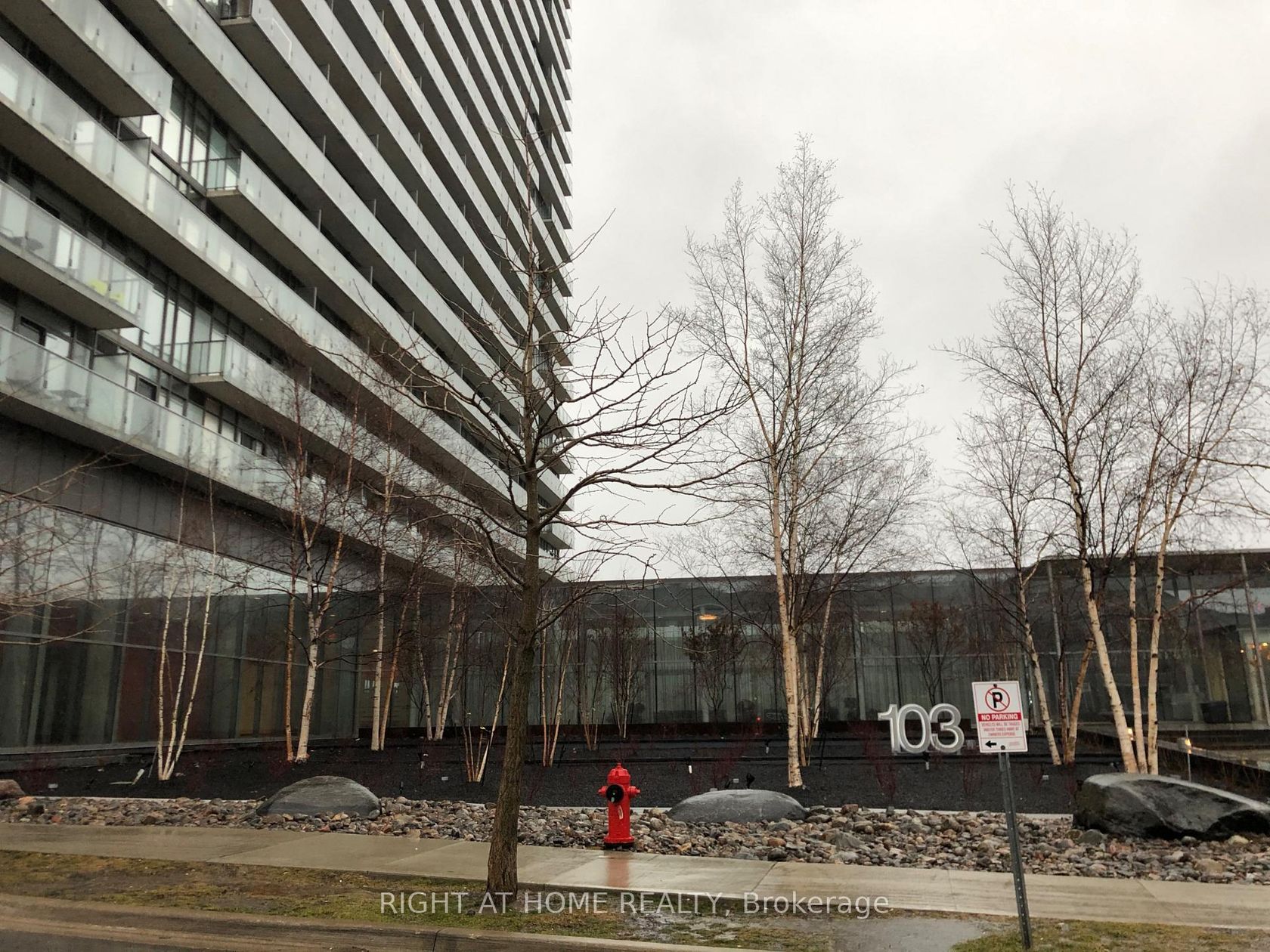 715 - 103 The Queensway, Swansea, Toronto 