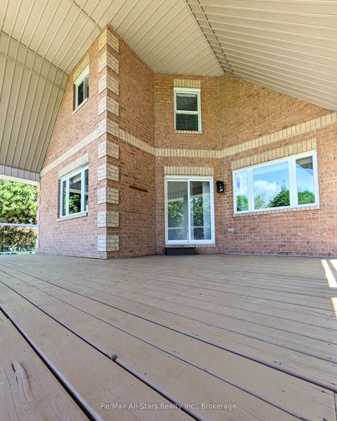 Photo 4 at 48 Brule Lakeway, Sutton & Jackson's Point, Georgina