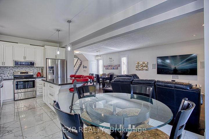 Photo 18 at 17 Narbonne Crescent, Stoney Creek Mountain, Hamilton