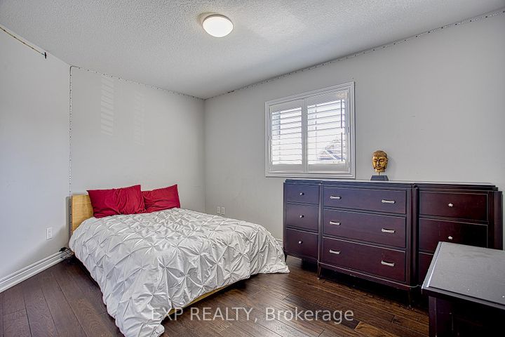 Photo 26 at 17 Narbonne Crescent, Stoney Creek Mountain, Hamilton
