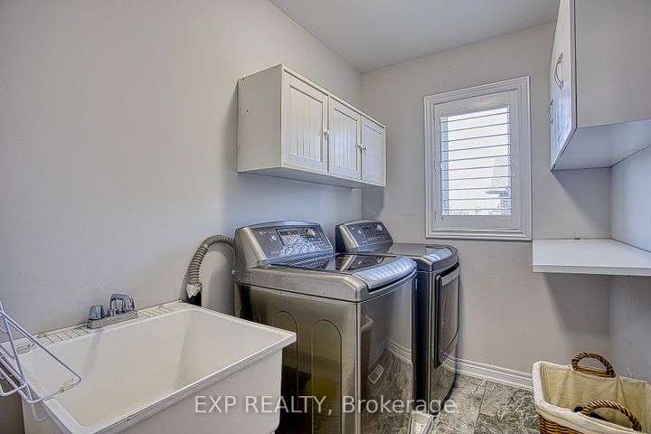 Photo 29 at 17 Narbonne Crescent, Stoney Creek Mountain, Hamilton