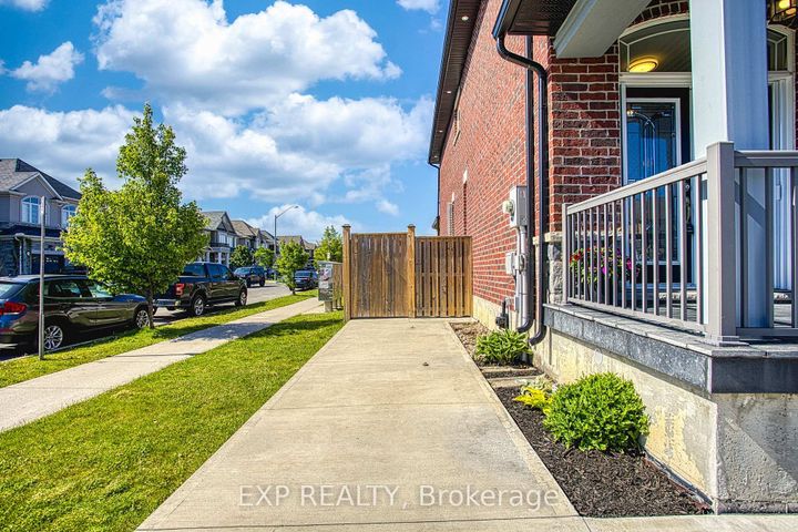 Photo 30 at 17 Narbonne Crescent, Stoney Creek Mountain, Hamilton