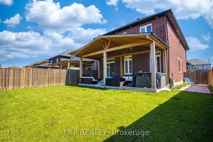 Photo 32 at 17 Narbonne Crescent, Stoney Creek Mountain, Hamilton