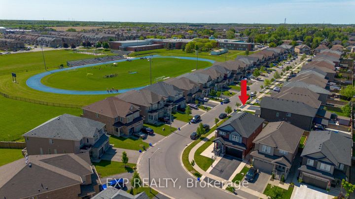 Photo 43 at 17 Narbonne Crescent, Stoney Creek Mountain, Hamilton