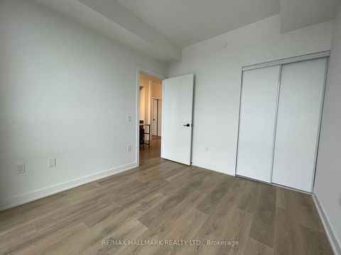 Photo 14 at 1810 - 127 Broadway Avenue, Mount Pleasant West, Toronto