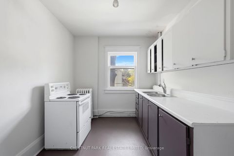 Photo 15 at 490 Summerhill Avenue, Moore Park, Toronto