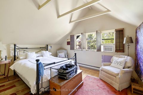 Photo 33 at 490 Summerhill Avenue, Moore Park, Toronto
