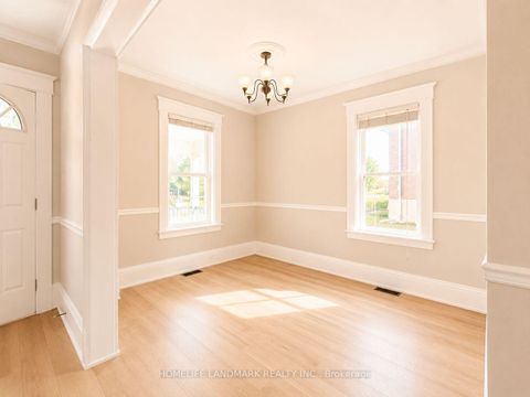 Photo 4 at 111 Penetang Street, Codrington, Barrie