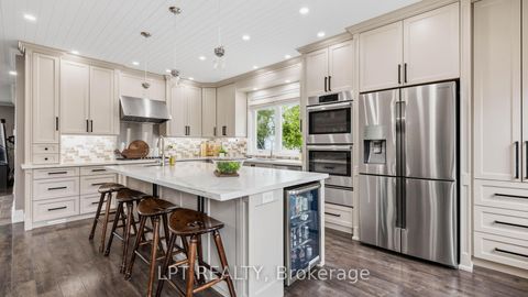 Photo 8 at 165 Lake Drive E, Historic Lakeshore Communities, Georgina