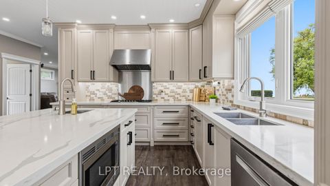 Photo 10 at 165 Lake Drive E, Historic Lakeshore Communities, Georgina