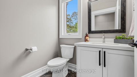 Photo 14 at 165 Lake Drive E, Historic Lakeshore Communities, Georgina