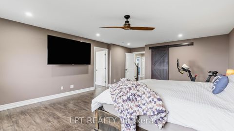 Photo 18 at 165 Lake Drive E, Historic Lakeshore Communities, Georgina